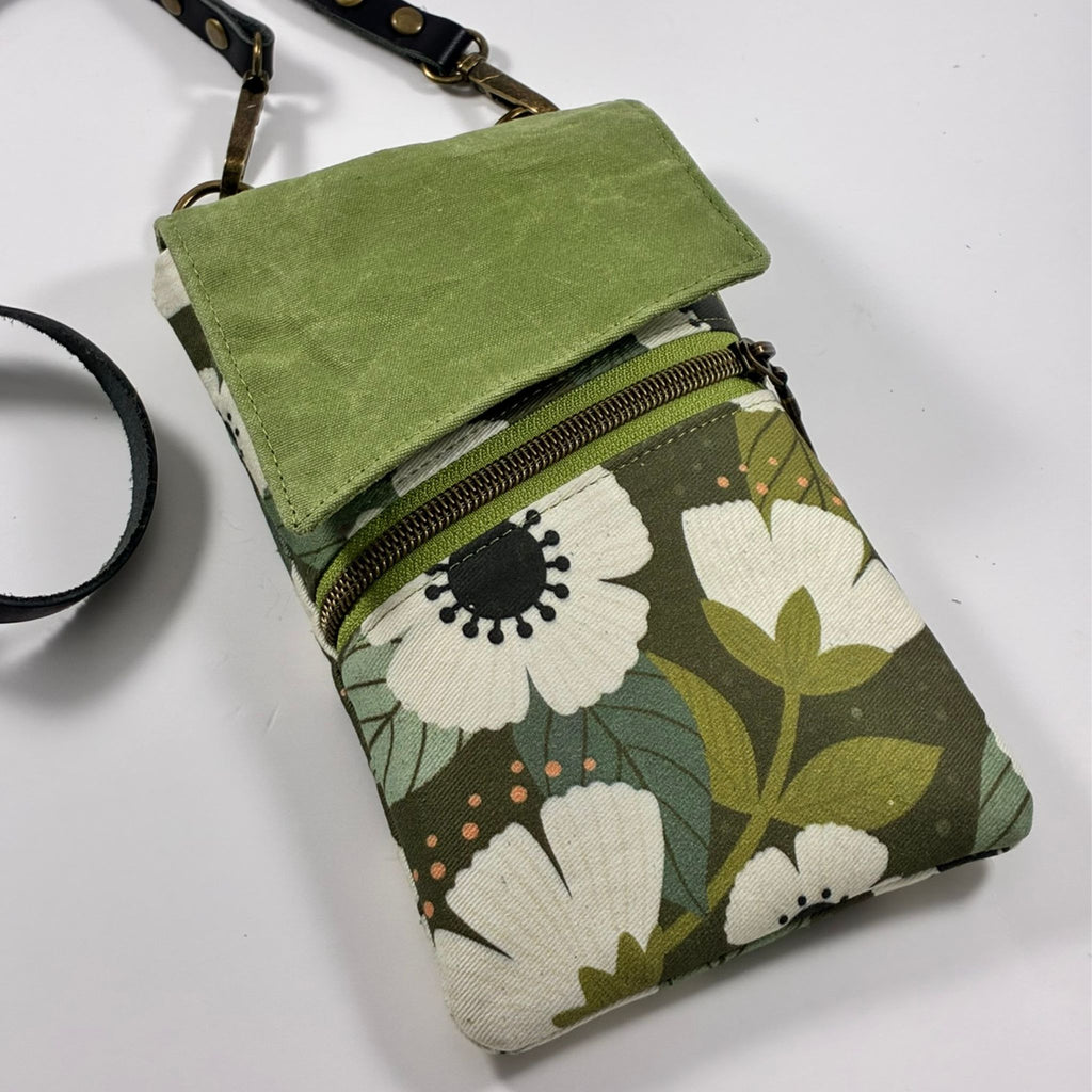 Blooms in Green Phone Bag