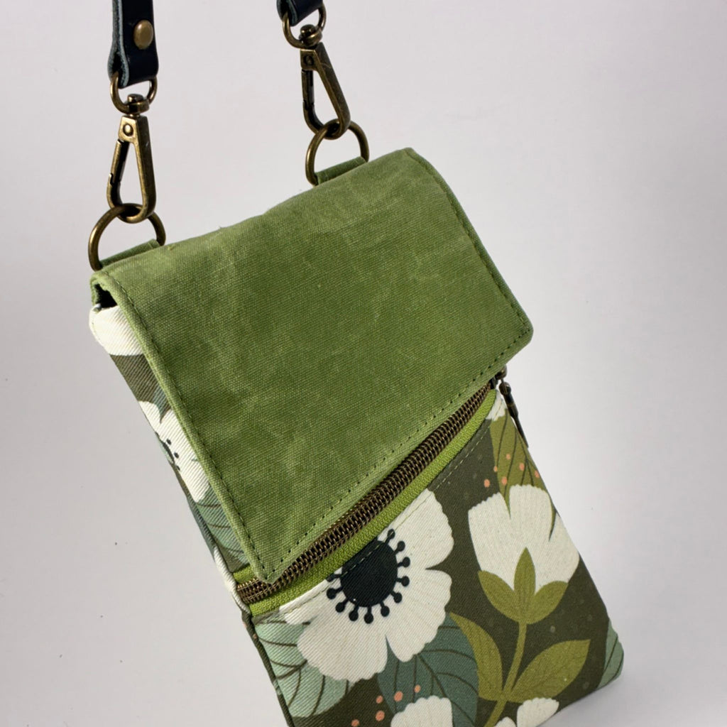 Blooms in Green Phone Bag